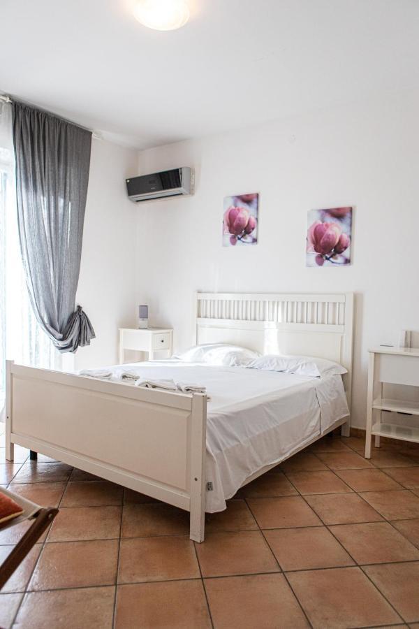 Gambero Nero Hotel Tellaro Exterior photo
